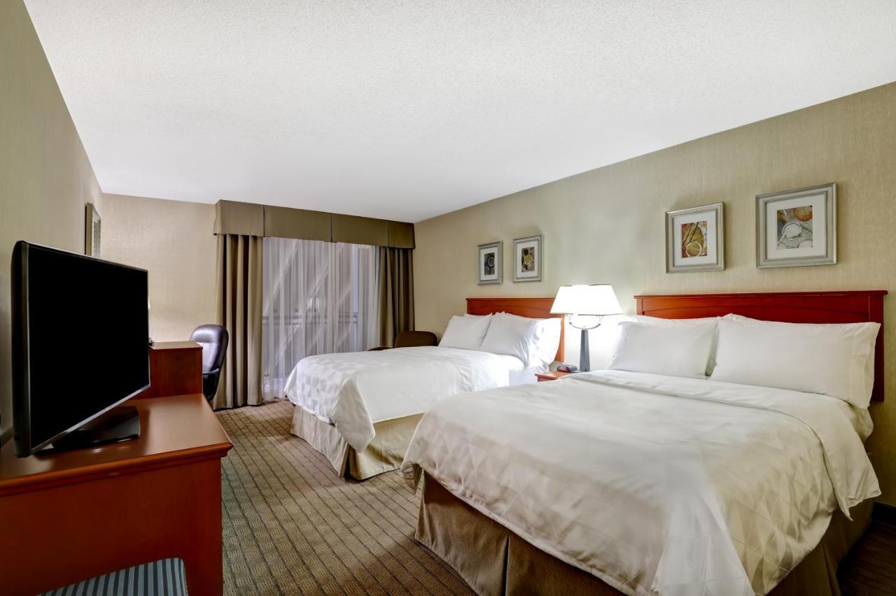Holiday Inn Guelph Hotel & Conference Centre, An Ihg Hotel Екстер'єр фото