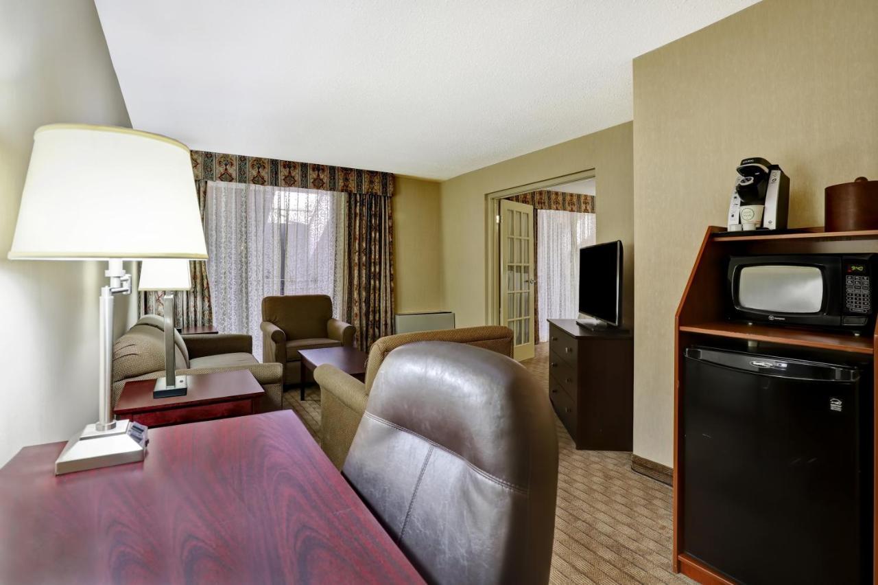 Holiday Inn Guelph Hotel & Conference Centre, An Ihg Hotel Екстер'єр фото