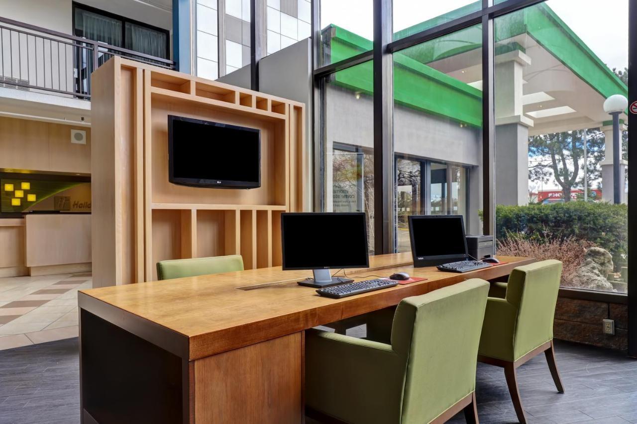 Holiday Inn Guelph Hotel & Conference Centre, An Ihg Hotel Екстер'єр фото